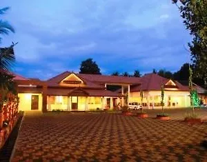Clay House Kizhake Chālakudi